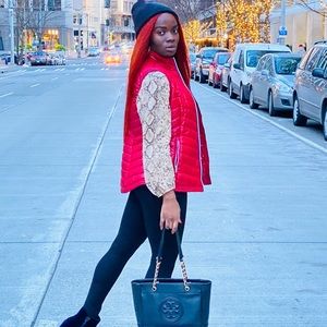 Spreading kindness one sale at a time 🥰